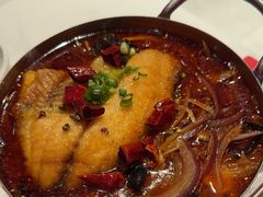 -渝是乎酸菜鱼·川渝小炒(新世界百货望京店)