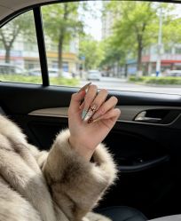 -董小姐日式美甲美睫·皮肤管理