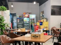大堂-陈员外正宗夹江烧烤(广福路店)