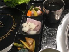 -烤路里·韩国品质自助烤肉(石路天虹4号店)