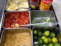 -四川小胡子海鲜(丁村万人海鲜广场店)