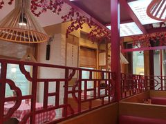 -思博半步颠小酒馆(梦时代店)