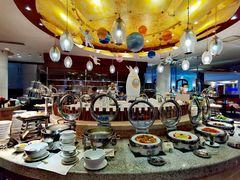 自助取餐区-东莞塘厦三正半山温泉酒店·沙利文西餐厅