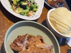 -95号酱骨·一块豆腐(展春园西路店)