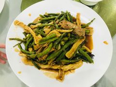 排骨扁豆粘卷子-闻道食府烙饼卷带鱼(原车耳营店原大觉寺店)