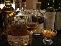 -DM Distiller & Mixologist Whisky Cocktail Bar