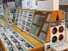 -沪睛眼镜蔡司官方授权店(金桥佳林路店)