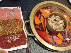 -渝里重庆火锅(航天城店)
