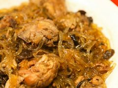 小锅鸡炖蘑菇-东北人粗粮饺子坊(南山店)