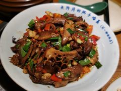 -吃饭皇帝大土家民族菜(正大广场店)