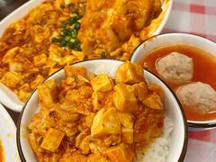 -洪霞餐馆·川菜·鲜货现炒(两江春城店)