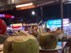 -Dang restaurant (patong phuket)