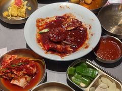 -草家酱蟹炭火烤肉店(珲春南路一店)