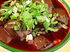-拈签一笑黄牛肉辣卤串串