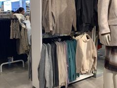 -H&M(天一广场店)