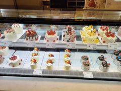 -花花卷卷·鲜食蛋糕(静安久光百货店)
