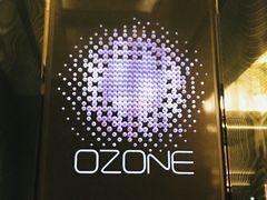 -OZONE 顶楼酒吧(香港丽思卡尔顿酒店)