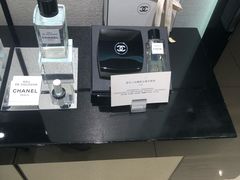 -Chanel(德基广场店)
