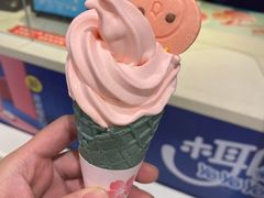 白桃口味华夫筒-麦当劳(龙湖时代天街店)