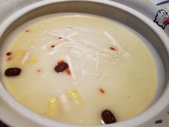 -三人行骨头王火锅(长寿店)