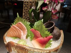 -蟹犇前•帝王蟹雪蟹(陆家嘴店)