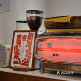 昆明|咖啡店×木工家具屋 非正常 非低调👓