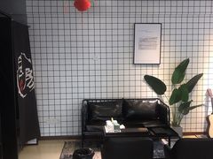 -肆兮眼镜·蔡司·徕卡战略合作店(大坪店)