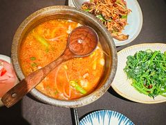 贵州酸汤鱼-山石榴·贵州菜(丰盛里店)