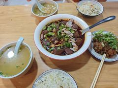 -朱大嘴肥肠血旺(福字街店)