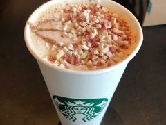 盛樱蜜桃芝士拿铁-星巴克(宜兴万达店)