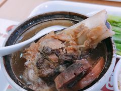 莲藕炖筒骨-钟姐炖品(万象城店)