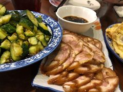 三少酱肘子-娄三少·老北京春饼烤鸭家常菜(方庄店)