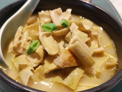 腌笃鲜-许仙楼餐厅
