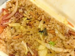 -老婆婆炒饭(小白楼1902欧式风情街店)