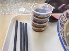-瑞虹新天地月亮湾