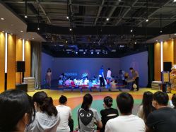 -小鸡哆哆故事屋·儿童乐园(嘉里城店)