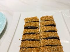 -梅龙镇酒家(南京西路总店)