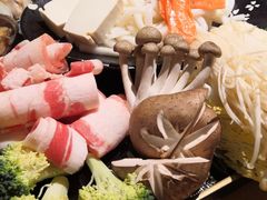 -旺角里·榴莲鸡煲(兴华商场分店)