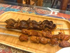-乡村馕坑肉·烧烤·新疆菜·本地人更爱吃(阿勒泰首店)