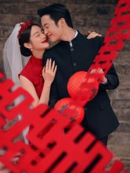 点击看大图 -至臻微拉婚纱摄影