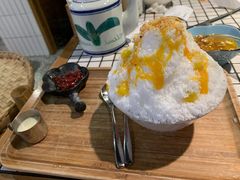 年糕雪冰-董眼镜火锅(洪崖洞总店)