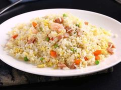 扬州炒饭-比尔斯健康烤肉自助餐厅