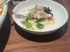 -前海沿·青岛菜(李沧万达店)