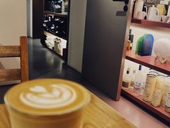 -Punchline Coffee&Roaster(同济大学店)