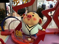 -梅龙镇广场