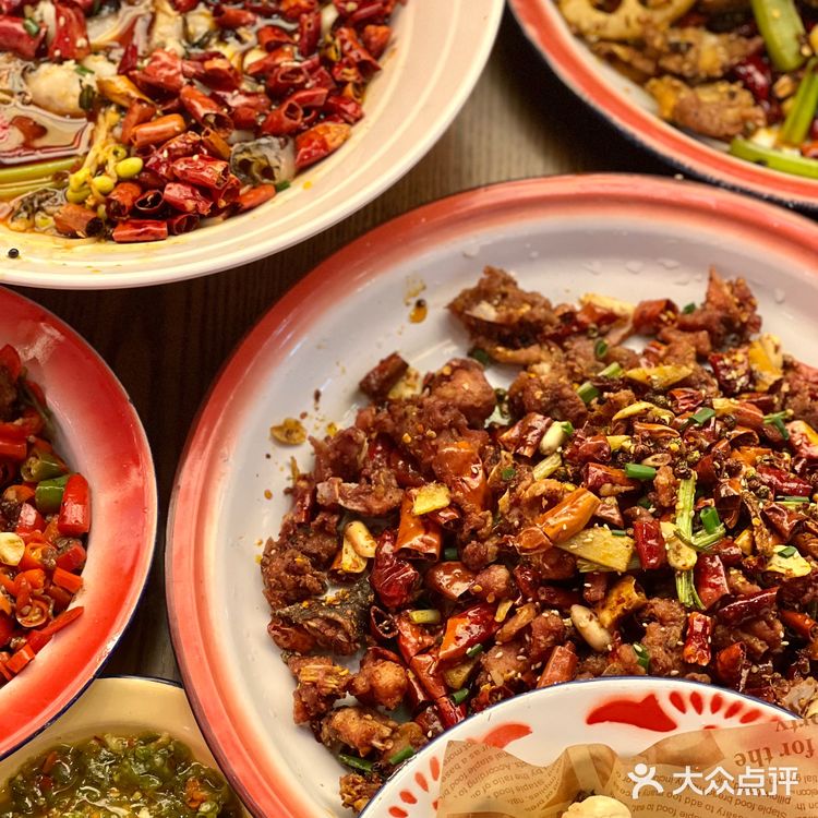 上海首家豆花饭主题川菜‼️忍住不多吃了好几碗！