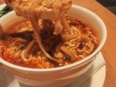 酸辣汤-鼎泰丰(国金中心店)