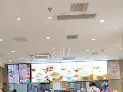 -小杨生煎(金山百联购物中心3楼店)
