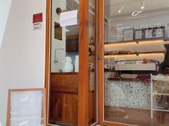 -Line 咖啡(石厦花园店)