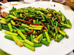 肉炒蒜黄-人民公社大食堂(张家湾店)